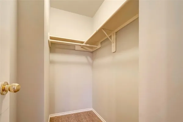 $2,000 | 1718 Redwing Cove Drive, Houston, TX 77009