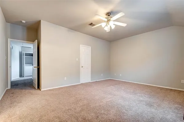 $2,000 | 1718 Redwing Cove Drive, Houston, TX 77009