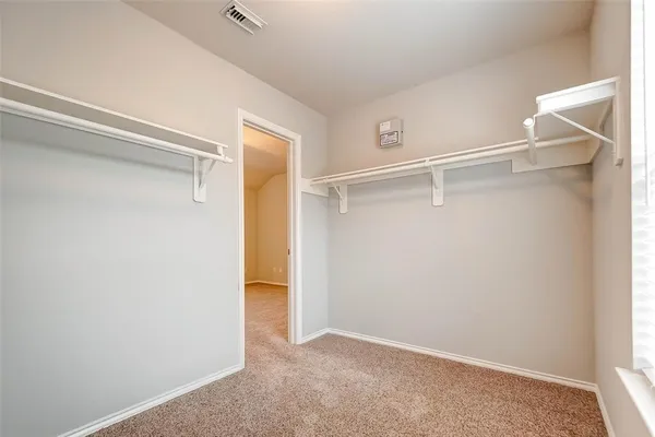 $2,000 | 1718 Redwing Cove Drive, Houston, TX 77009