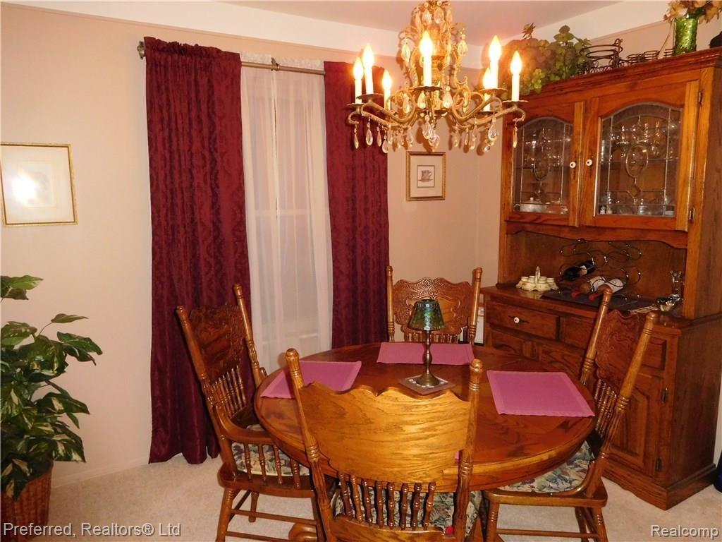 43697 Oakbrook Road Canton, MI 48187 - Photo 11 of 28 DINING ROOM