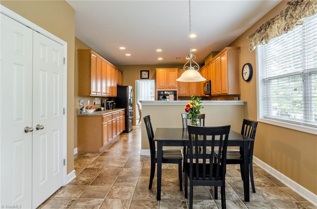 4617 River Valley Road High Point, NC 27265 - Photo 10 of 30