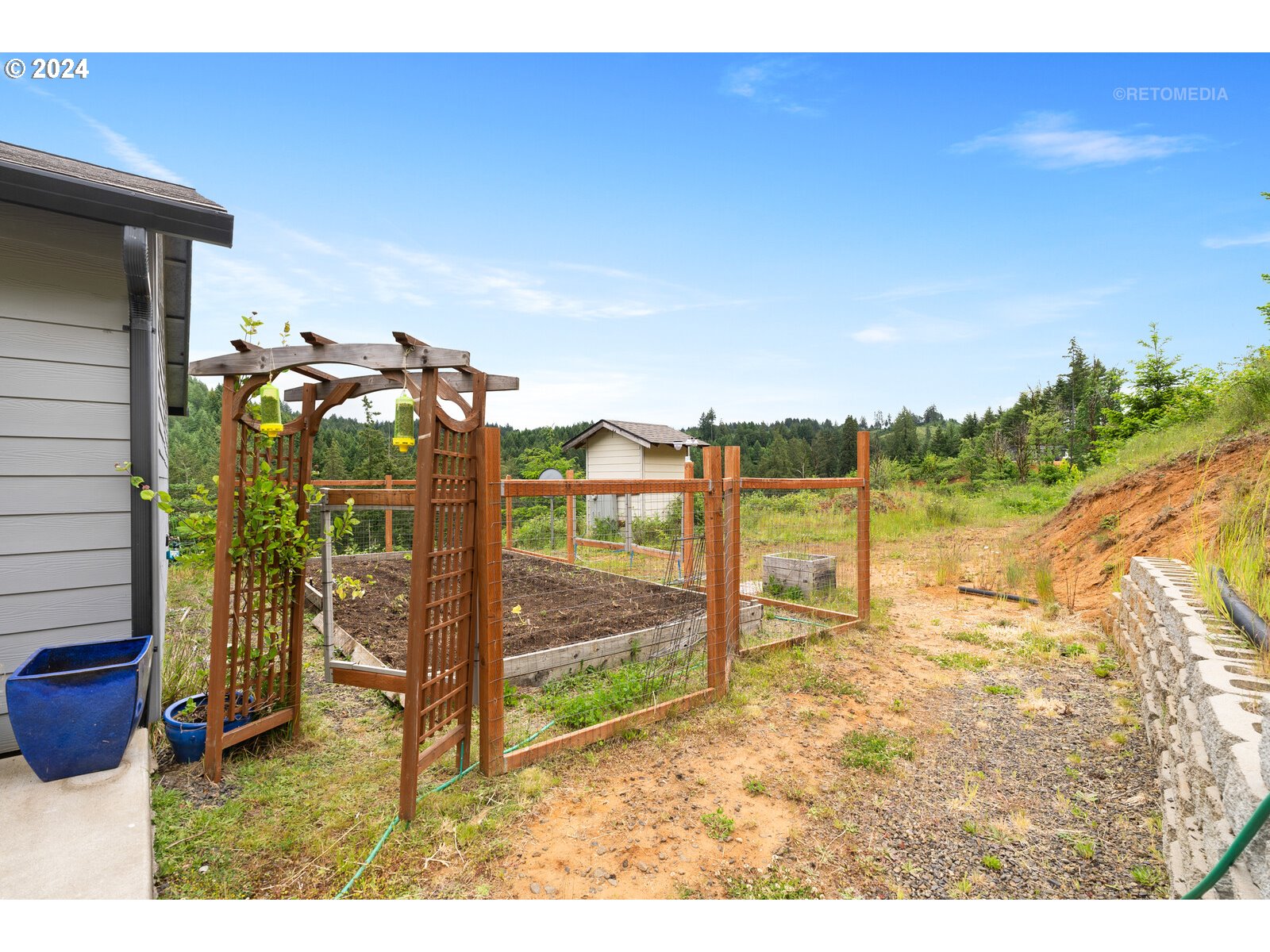 28989 Northwest Williams Canyon Road Gaston, OR 97119 - Photo 29 of 40 Gallery Image 29