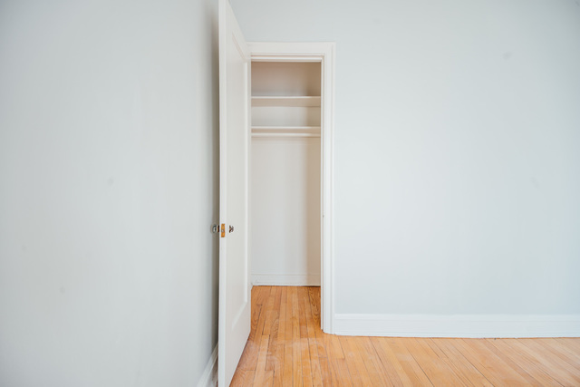 4334 North Hermitage Avenue, Unit E2 Chicago, IL 60613 - Photo 13 of 30