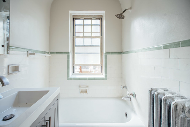 4334 North Hermitage Avenue, Unit E2 Chicago, IL 60613 - Photo 24 of 30