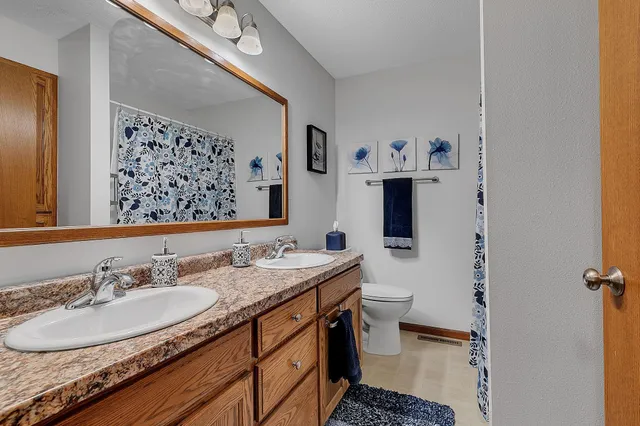 $279,000 | 608 Graceview Drive East, St. Joseph, MN 56374