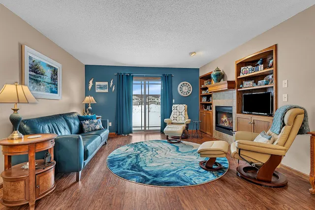 $279,000 | 608 Graceview Drive East, St. Joseph, MN 56374