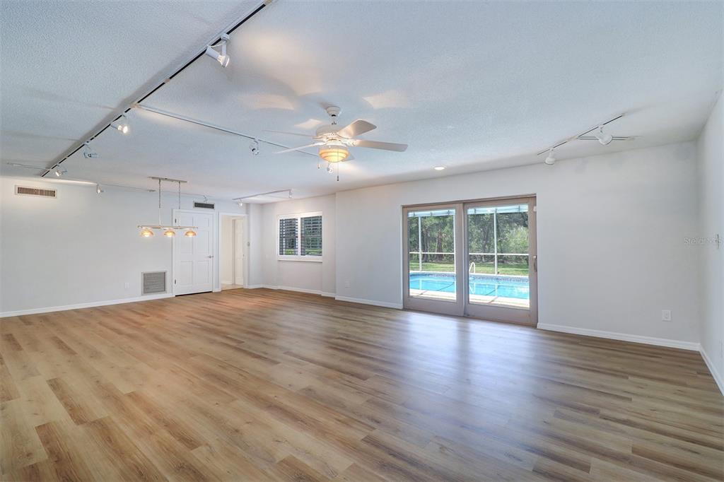 1670 Fox Road Clearwater, FL 33764 - Photo 23 of 55 Gallery Image 23