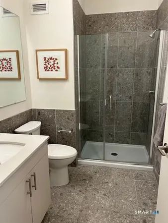 $2,099 | 42 John Street, Unit 631, Stamford, CT 06902