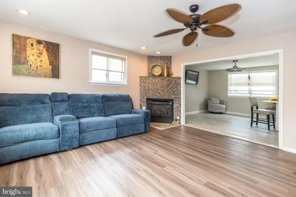 $579,900 | 1223 Boone Avenue, Abington, PA 19001