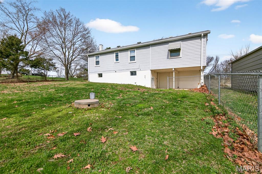 5208 Roberta Drive High Ridge, MO 63049 - Photo 19 of 20