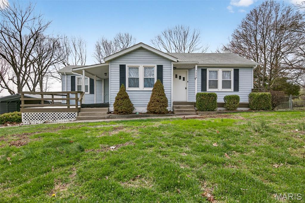 5208 Roberta Drive High Ridge, MO 63049 - Photo 2 of 20