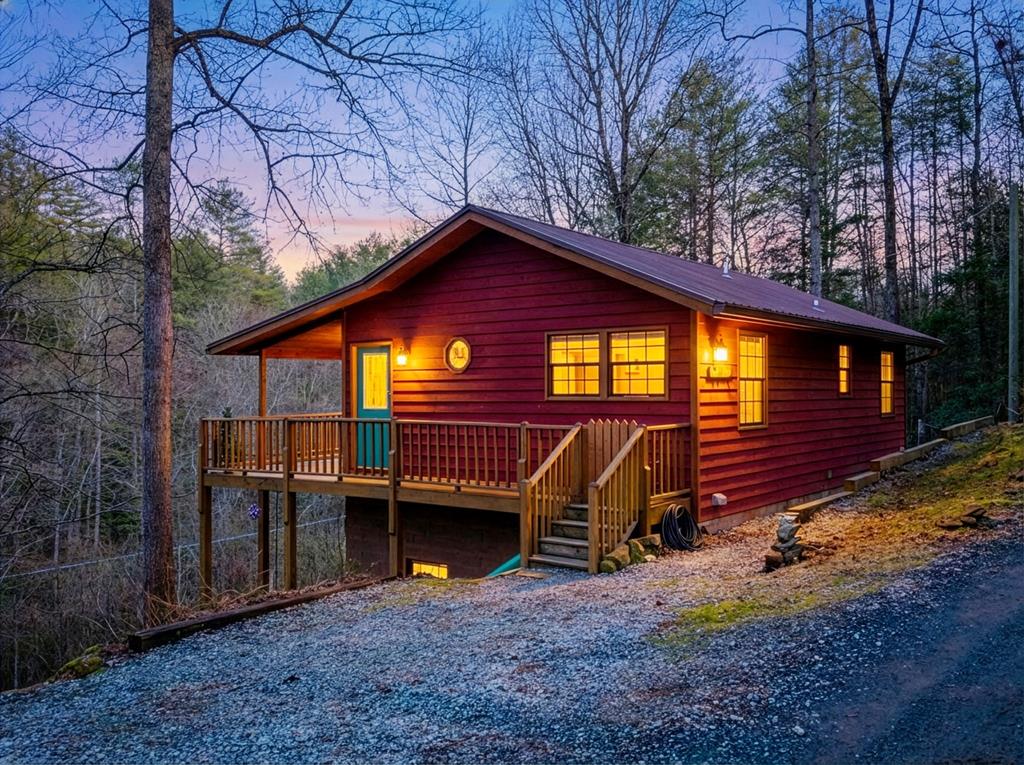 608 Hilltop Road Murphy, NC 28906 - Photo 1 of 42 Main View