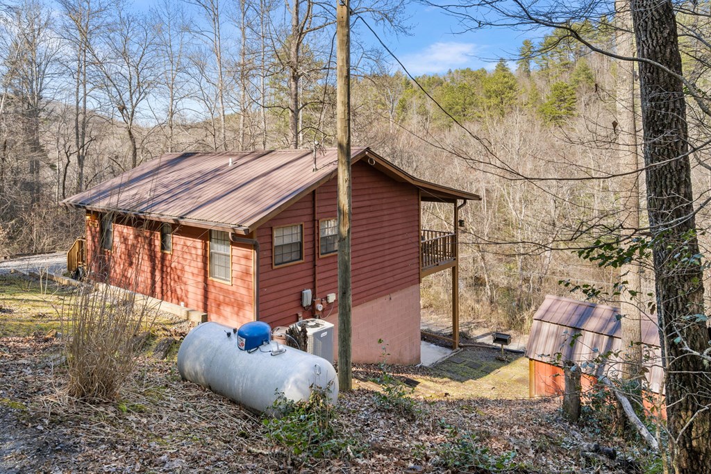 608 Hilltop Road Murphy, NC 28906 - Photo 12 of 42