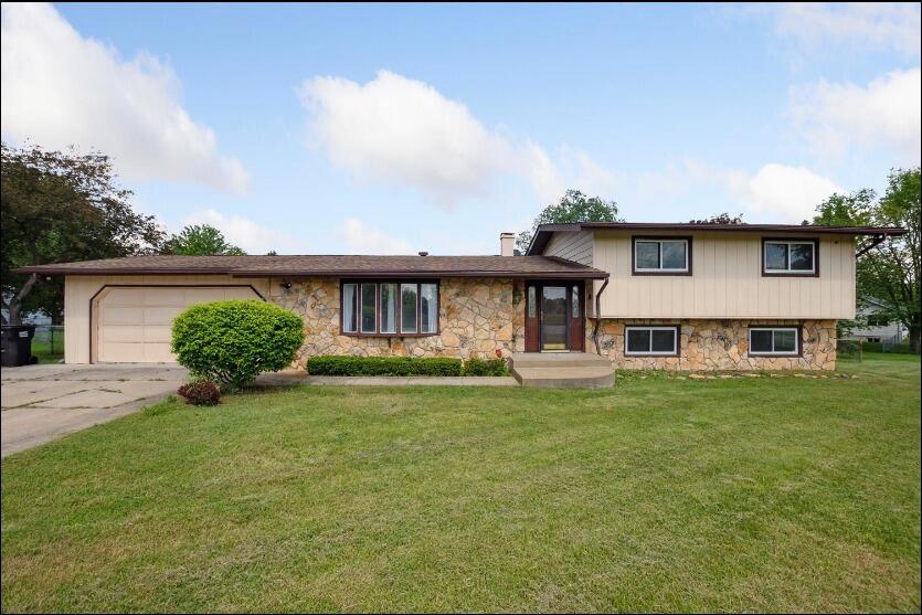 5871 Squires Road Jackson, MI 49201 - Photo 2 of 45 Squires 2