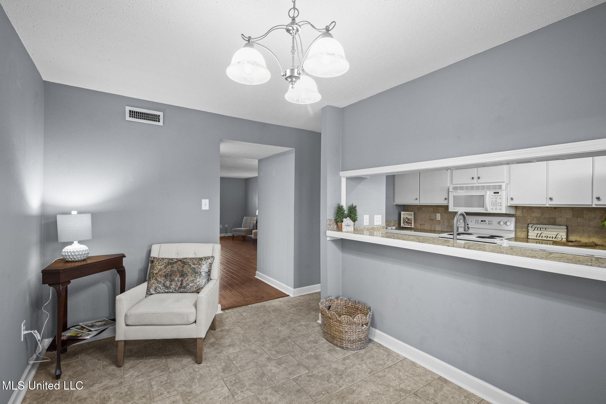 550 Post Road, Unit 121 Ridgeland, MS 39157 - Photo 13 of 52 13-web-or-mls-121 Point Clear-13