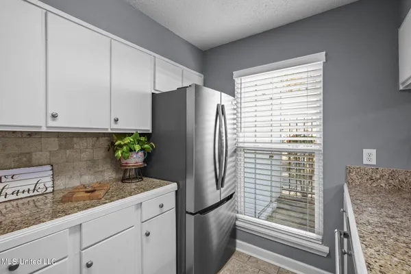 $265,000 | 550 Post Road, Unit 121, Ridgeland, MS 39157