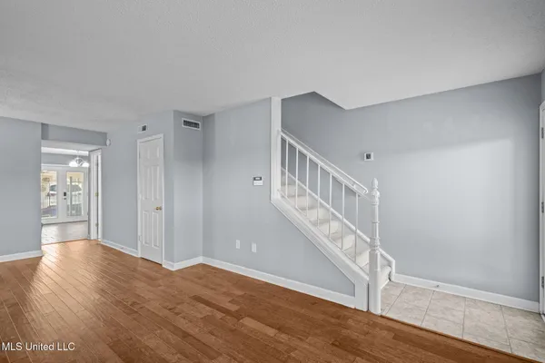 $265,000 | 550 Post Road, Unit 121, Ridgeland, MS 39157