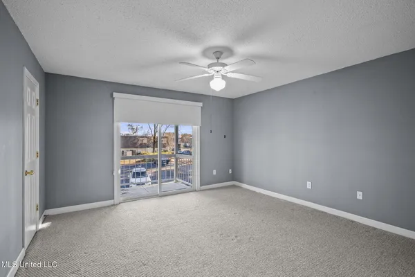 $265,000 | 550 Post Road, Unit 121, Ridgeland, MS 39157