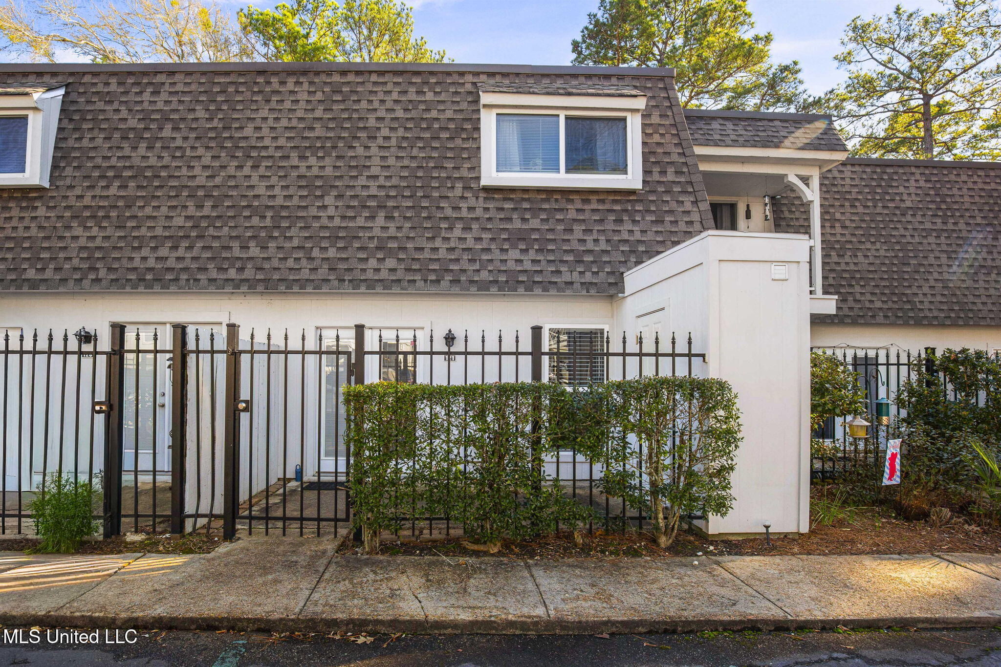 550 Post Road, Unit 121 Ridgeland, MS 39157 - Photo 5 of 52 5-web-or-mls-121 Point Clear-5