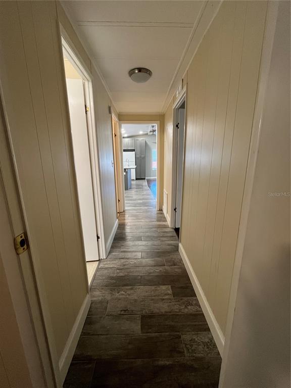 12100 Seminole Boulevard, Unit 365 Largo, FL 33778 - Photo 25 of 32 a view of a hallway