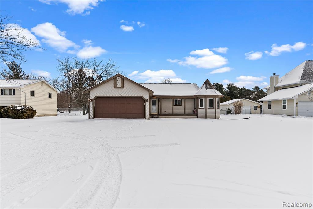 11096 North Jennings Road Clio, MI 48420 - Photo 2 of 37