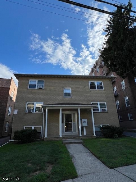 279 Chestnut Street, Unit 3 Nutley, NJ 07110 - Photo 11 of 12