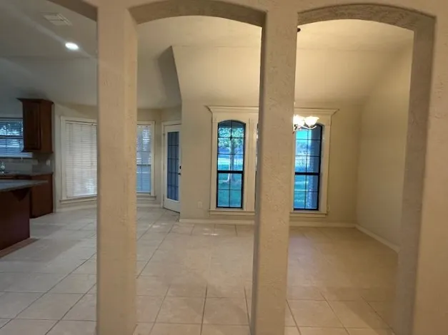 $332,900 | 702 Woodson Drive, Caldwell, TX 77836