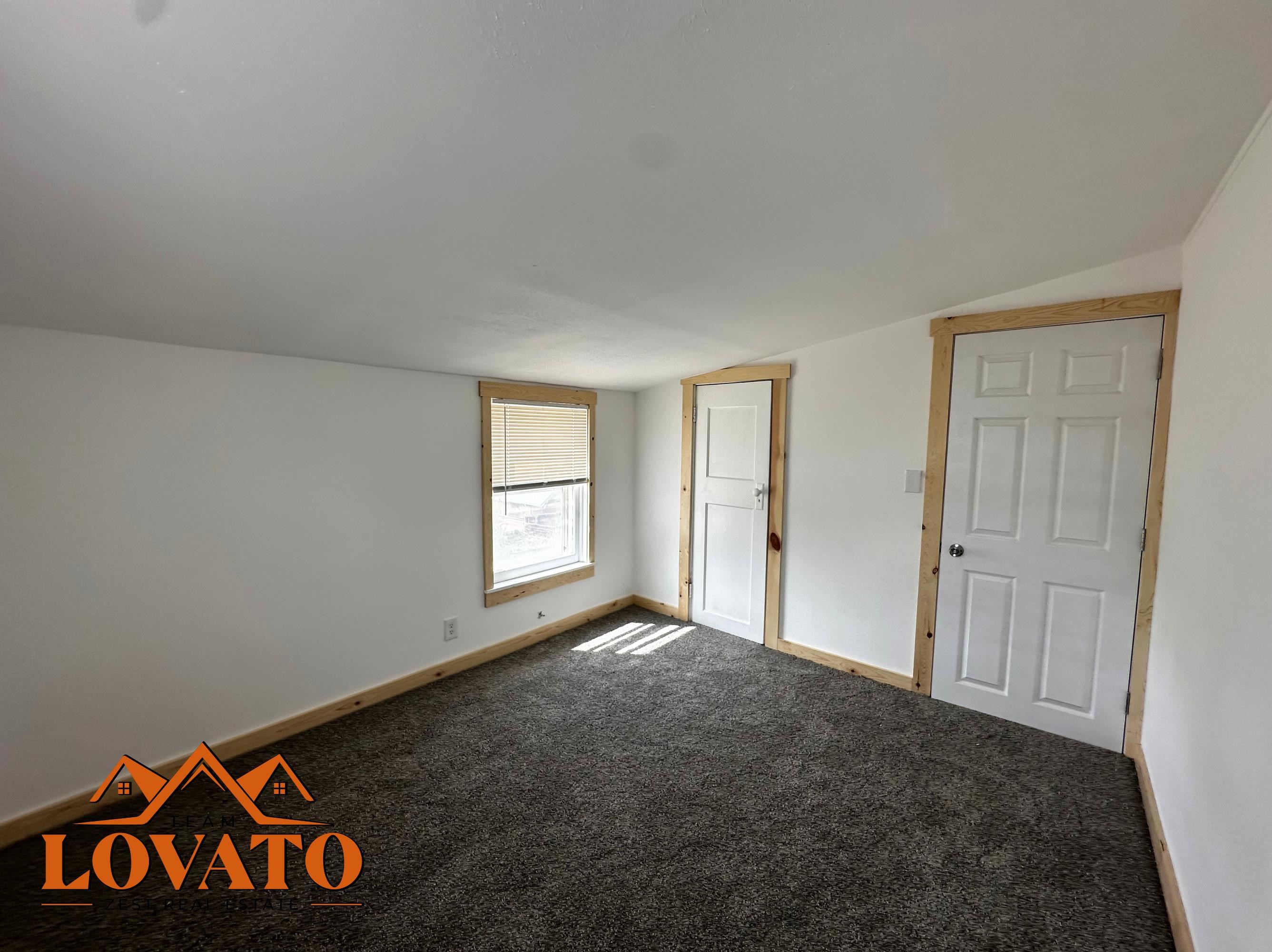 952 South Jackson Street Casper, WY 82601 - Photo 4 of 16