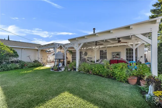 $1,100,000 | 9950 Delco Avenue, Chatsworth, CA 91311