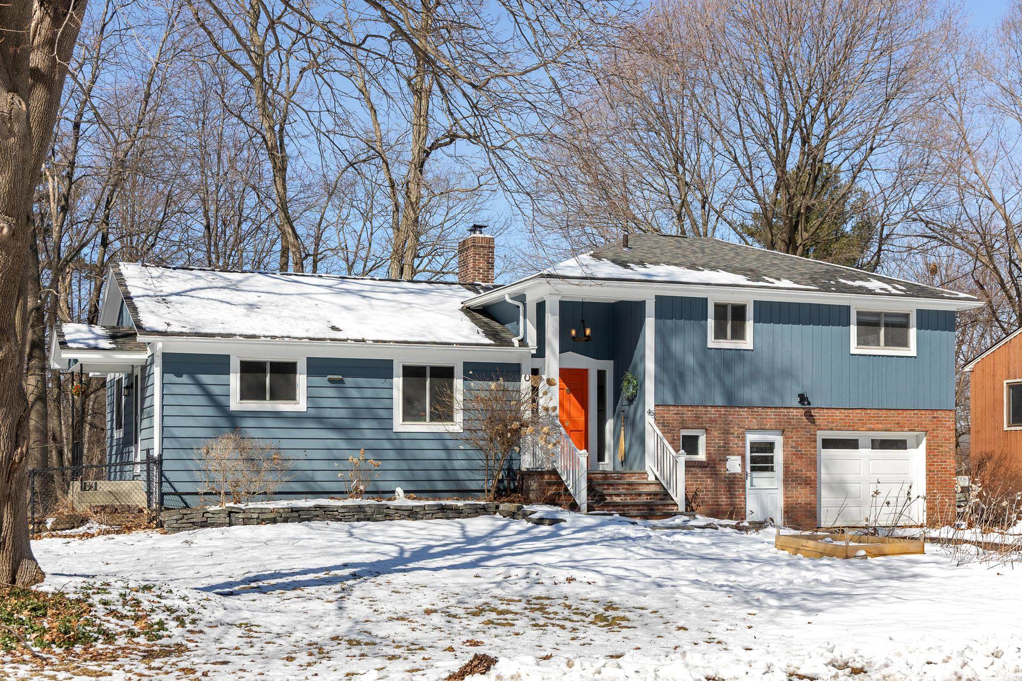 45 Crescent Road Burlington, VT 05401 - Photo 1 of 52