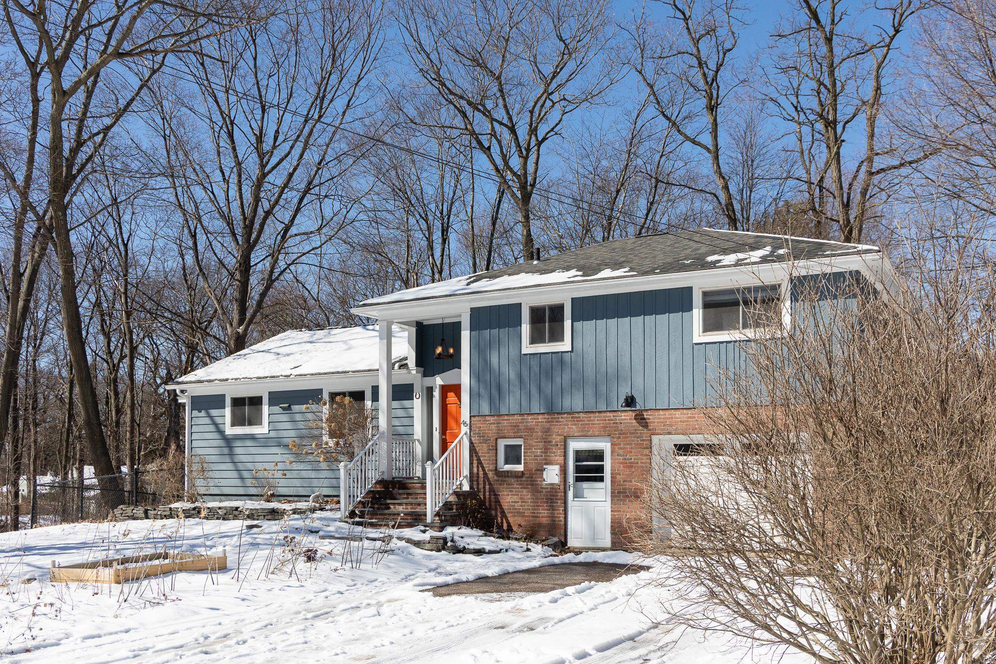 45 Crescent Road Burlington, VT 05401 - Photo 3 of 52