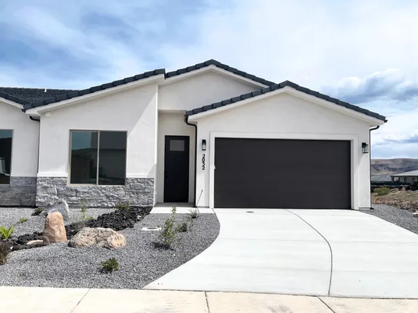 $400,000 | 2032 W. 320 S., Hurricane, UT 84737