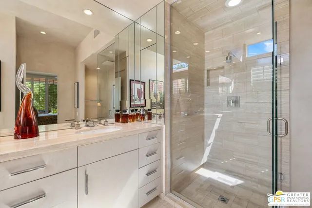 $1,650,000 | 46920 Amir Drive, Palm Desert, CA 92260