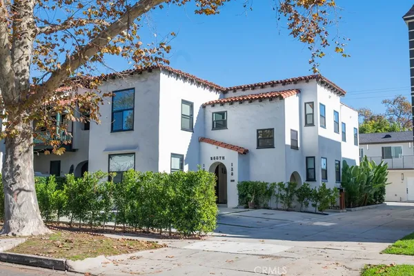 $5,995 | 130 South Harper Avenue, Los Angeles, CA 90048