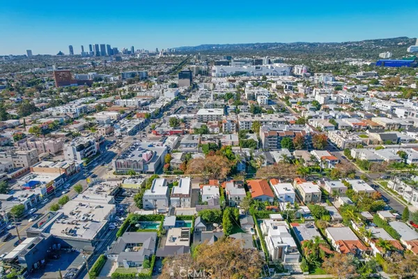 $5,995 | 130 South Harper Avenue, Los Angeles, CA 90048