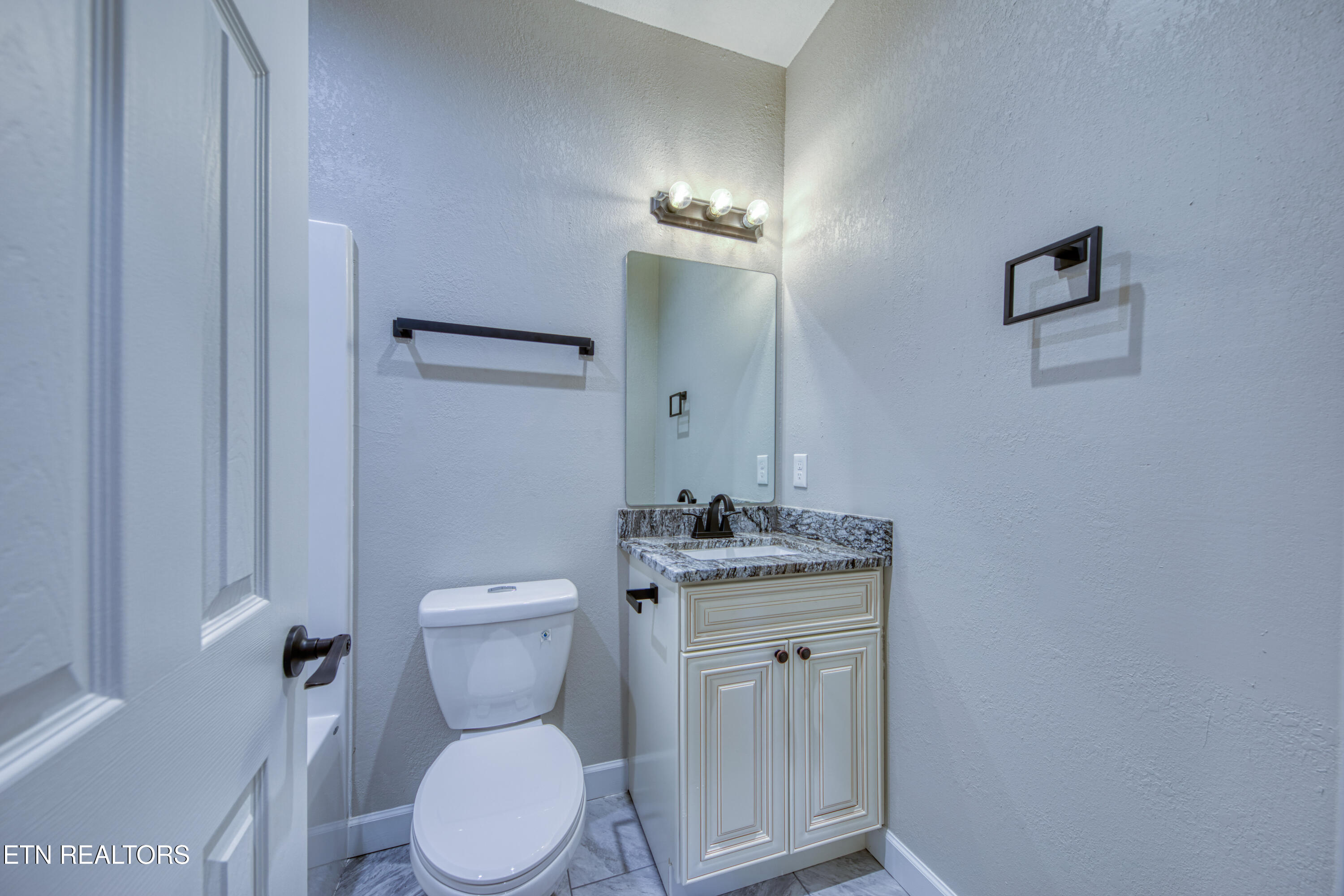 1854 Chapel Road Sevierville, TN 37876 - Photo 12 of 42 0H3A1060_17