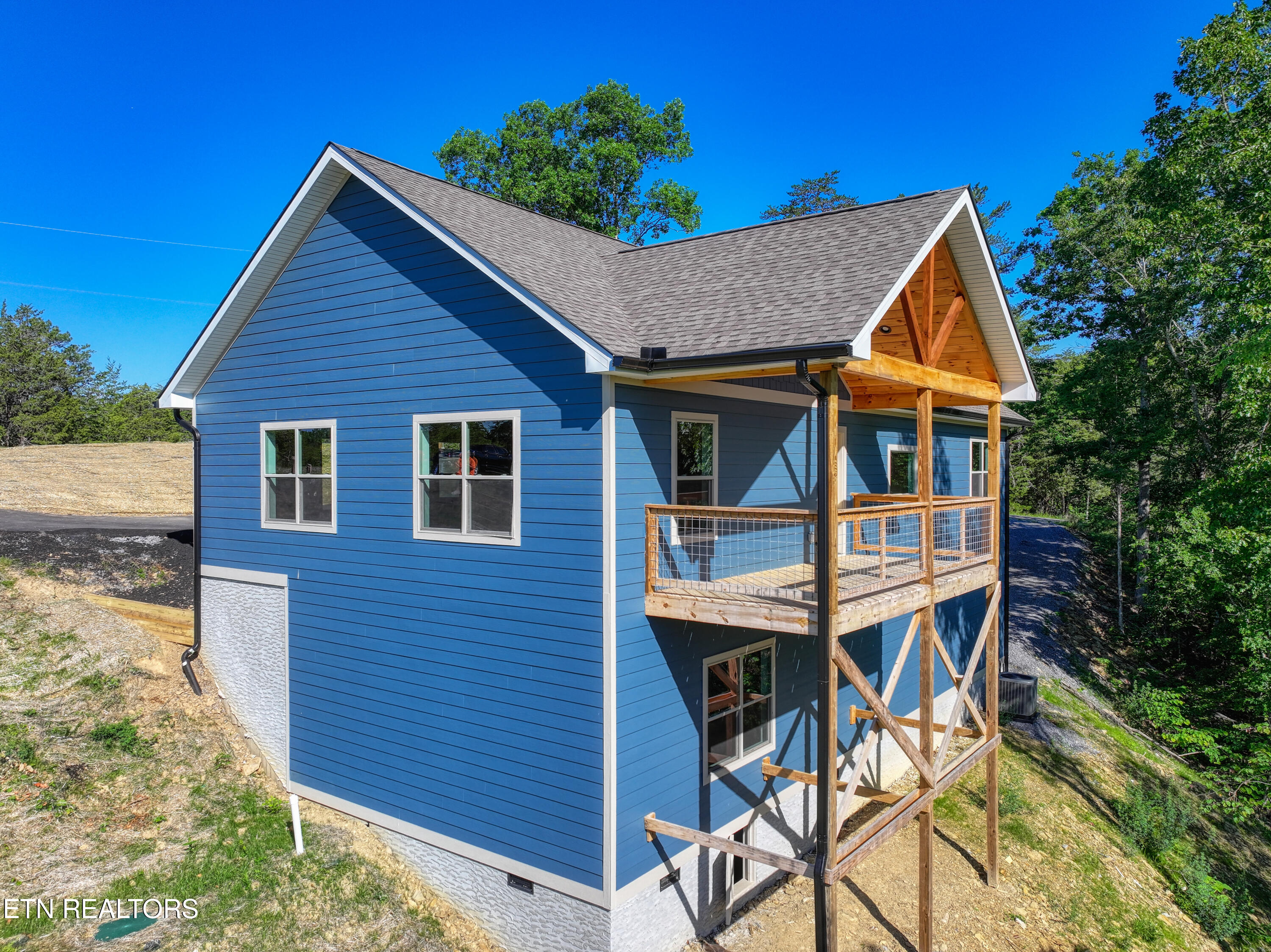 1854 Chapel Road Sevierville, TN 37876 - Photo 33 of 42 DJI_20250523095322_0541_D_91