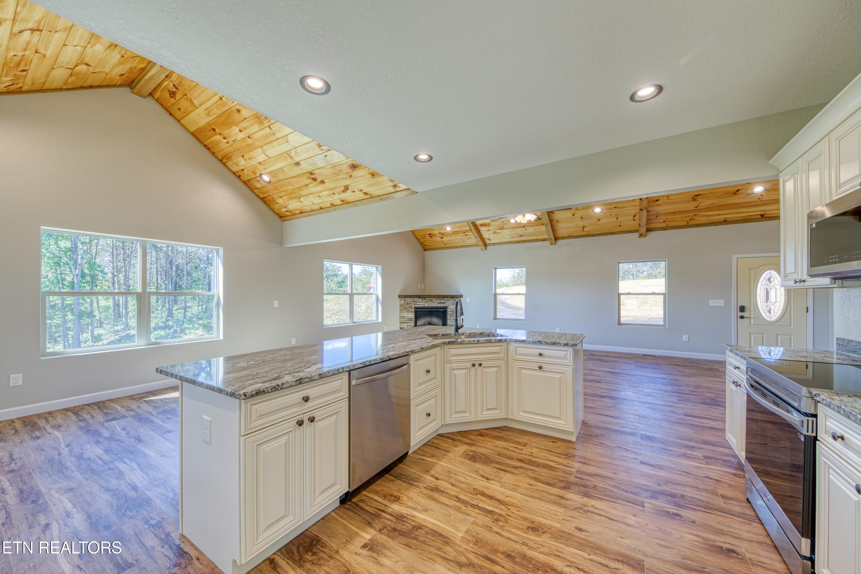 1854 Chapel Road Sevierville, TN 37876 - Photo 9 of 42 0H3A1042_13