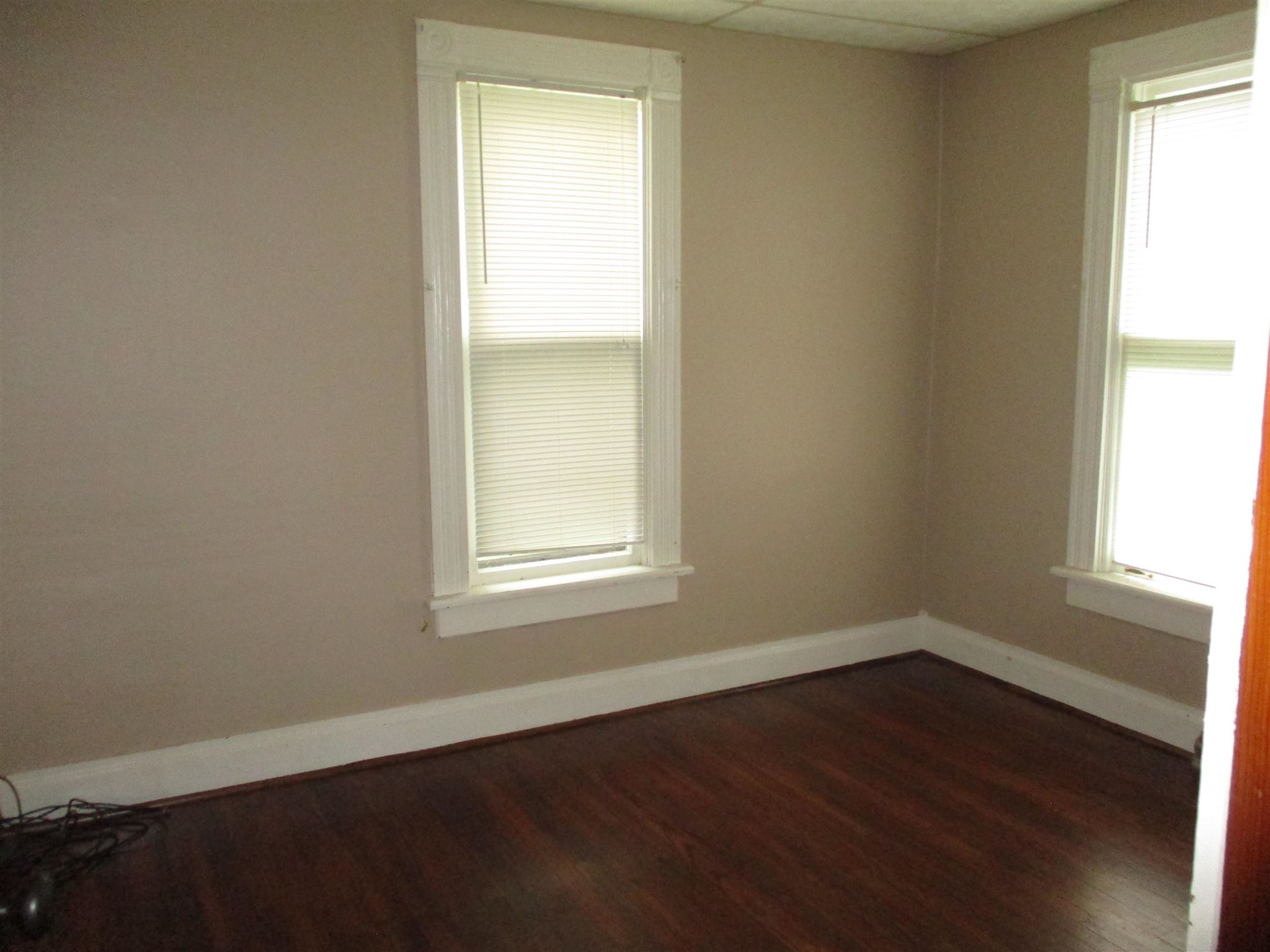1129 Jefferson Street Rochester, IN 46975 - Photo 6 of 15