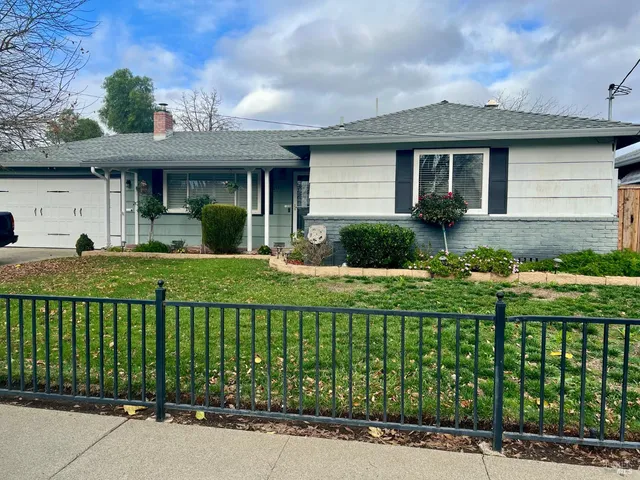 $799,000 | 2156 Holbrook Drive, Concord, CA 94519