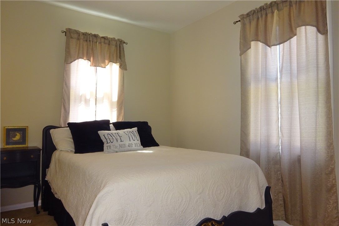 6797 Franke Road Cleveland, OH 44130 - Photo 18 of 24