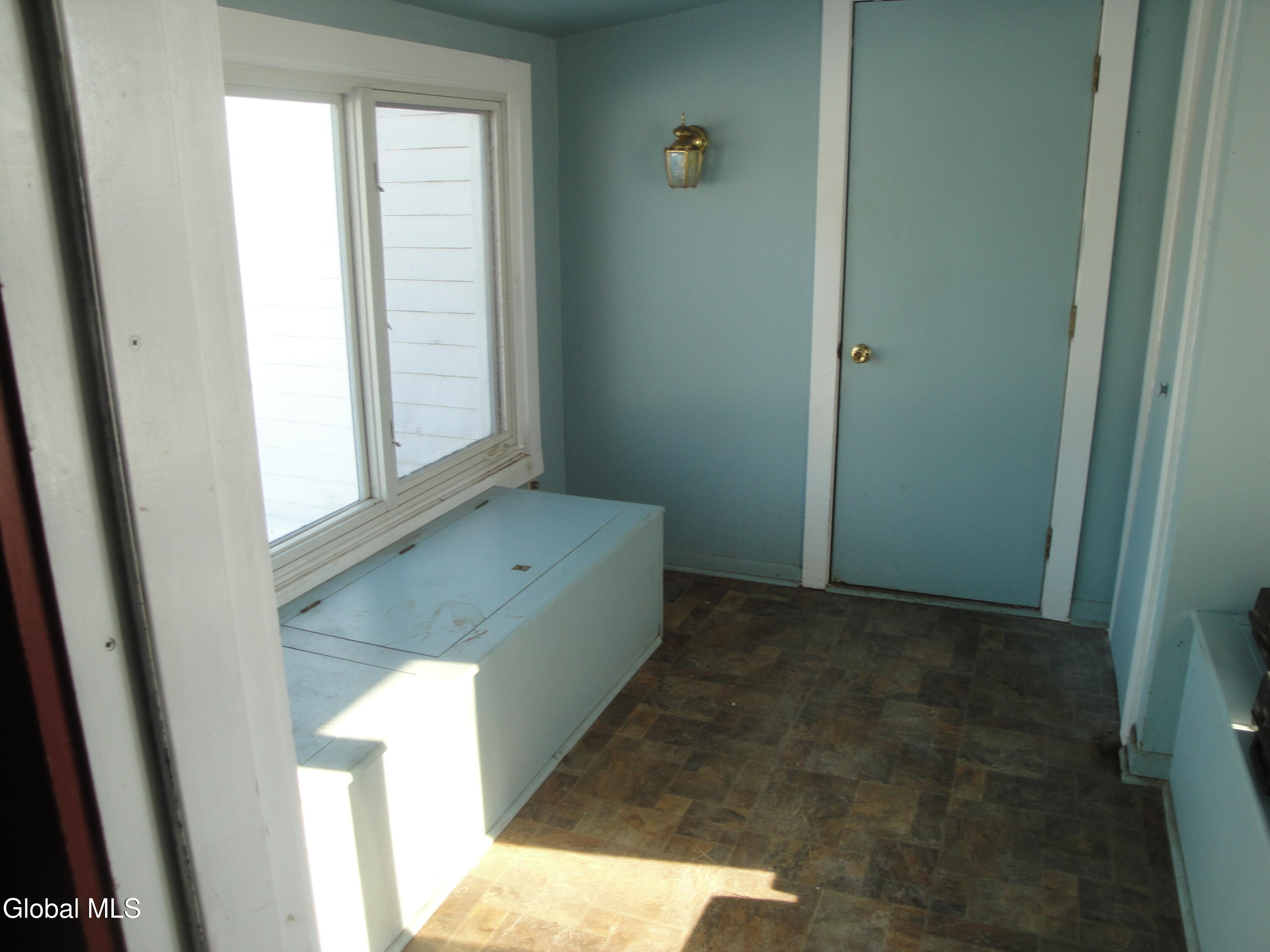 2329 County Rte 51 New Baltimore, NY 12087 - Photo 14 of 25 DSC05138