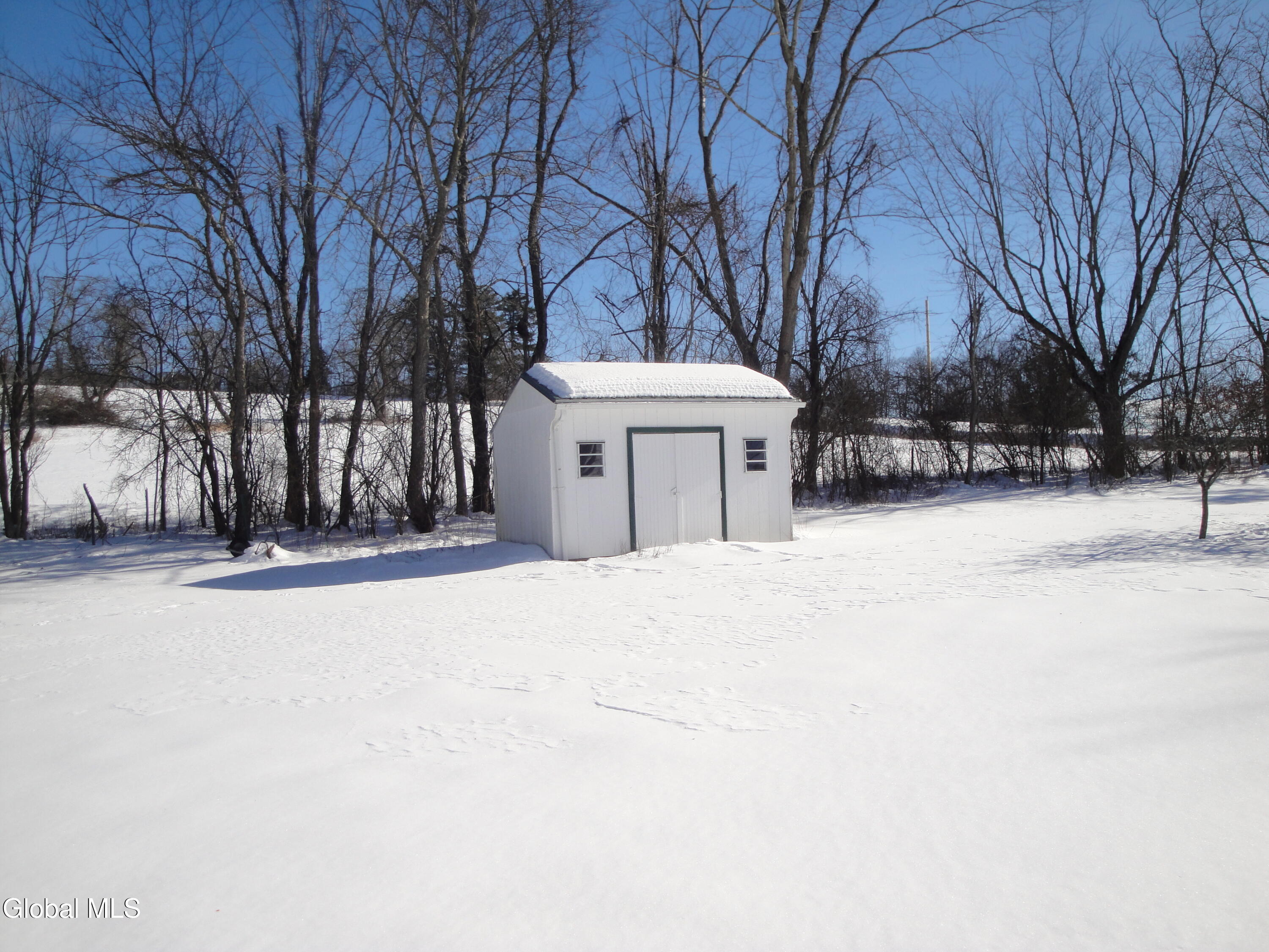 2329 County Rte 51 New Baltimore, NY 12087 - Photo 4 of 25 DSC05144