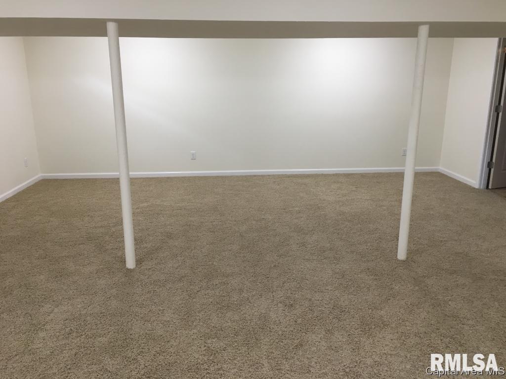 2704 Queensway Road Springfield, IL 62703 - Photo 12 of 21
