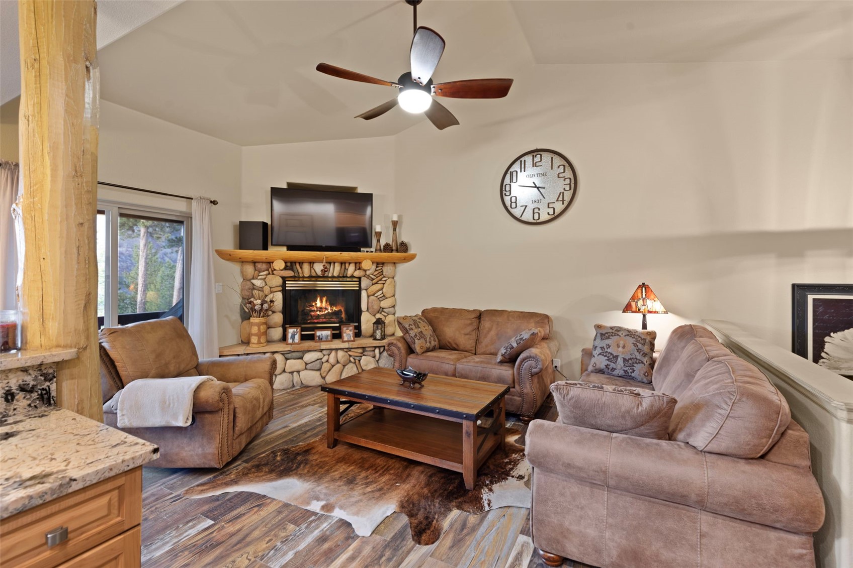 85 Lookout Ridge Drive, Unit 85 Dillon, CO 80435 - Photo 9 of 37