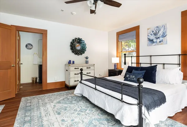 $1,695,000 | 702 North Main Street, Coupeville, WA 98239