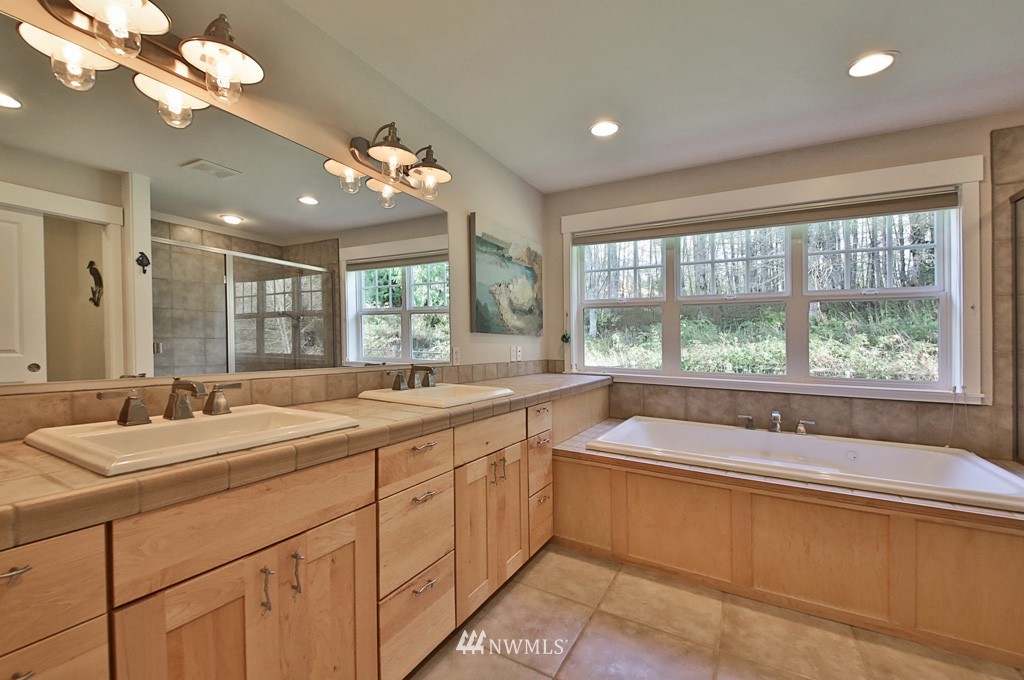 4175 Welcome Road Langley, WA 98260 - Photo 11 of 25 Gallery Image 11