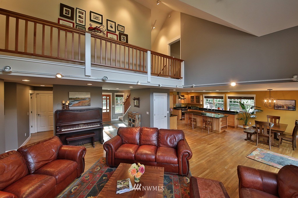 4175 Welcome Road Langley, WA 98260 - Photo 5 of 25 Gallery Image 5