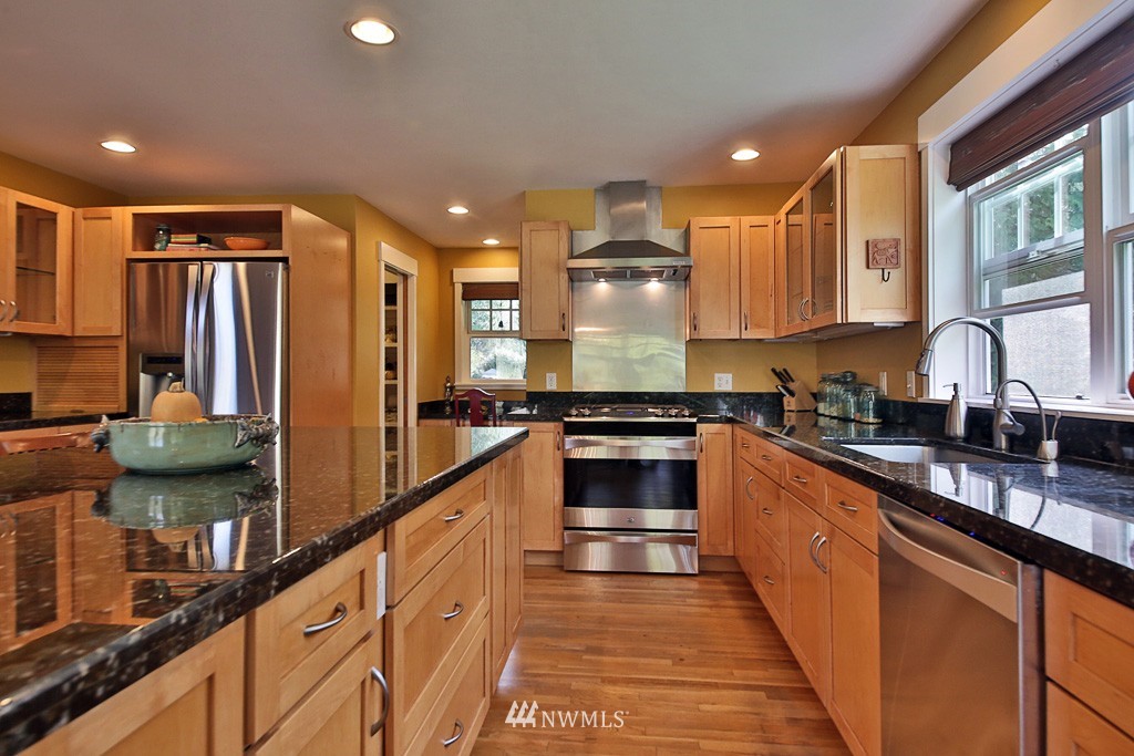 4175 Welcome Road Langley, WA 98260 - Photo 8 of 25 Gallery Image 8
