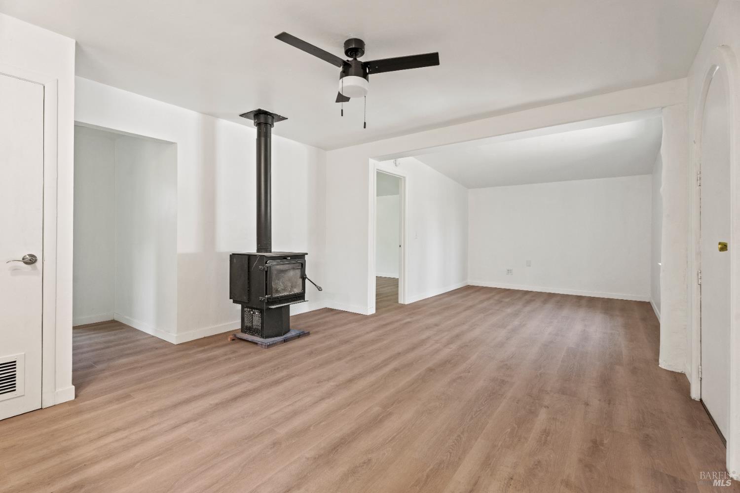 2025 Valley Road Willits, CA 95490 - Photo 6 of 20